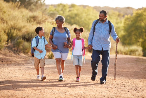 familty walking
