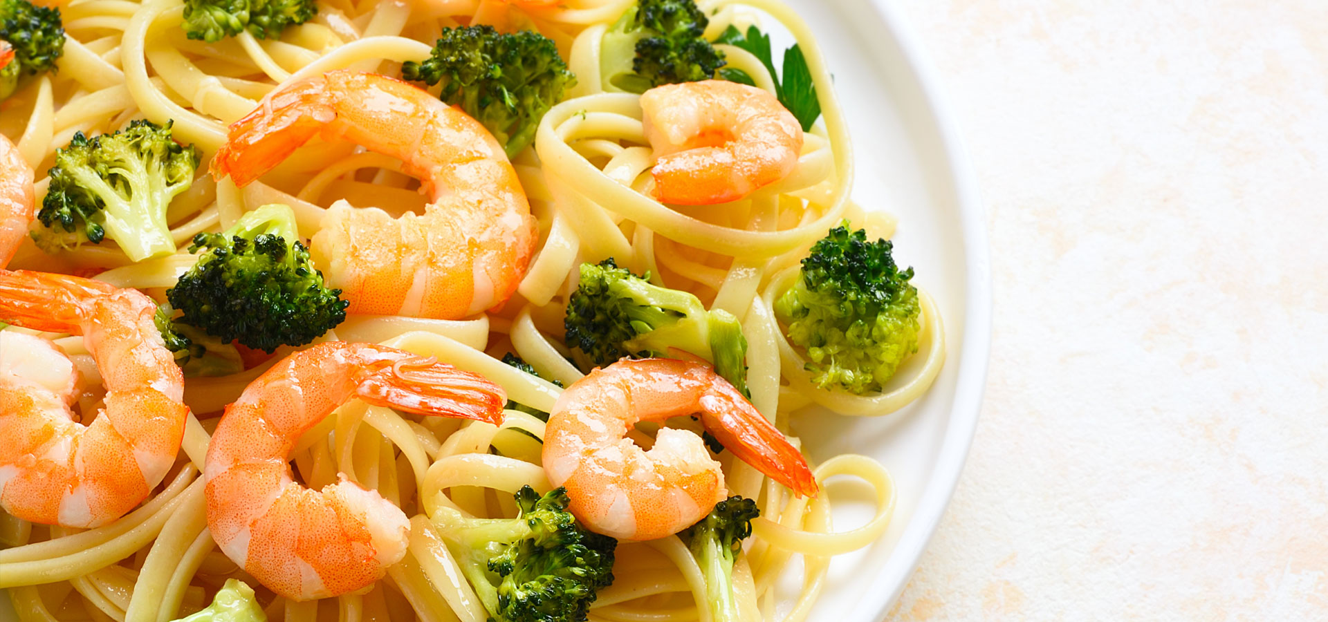 Hot and Zesty Shrimp and Broccoli Pasta